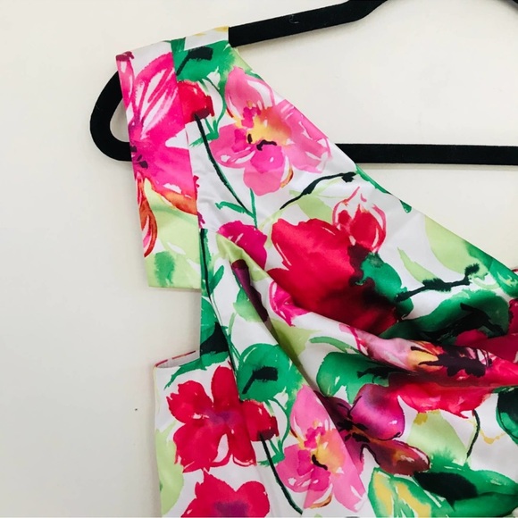 Black Halo Jackie O Satin Floral Mini Dress - Picture 6 of 9